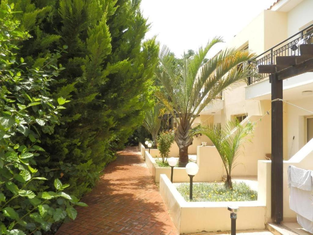 Byreva Apartments Paphos Ngoại thất bức ảnh