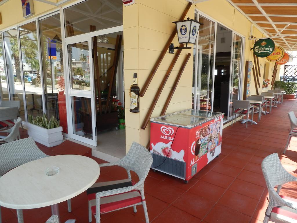 Byreva Apartments Paphos Ngoại thất bức ảnh