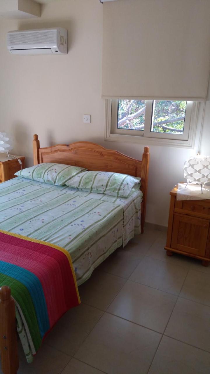 Byreva Apartments Paphos Ngoại thất bức ảnh