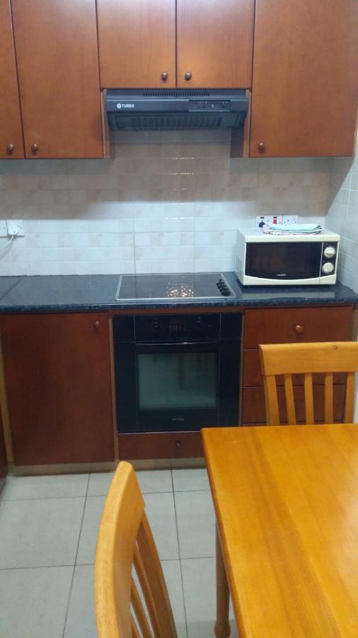 Byreva Apartments Paphos Ngoại thất bức ảnh
